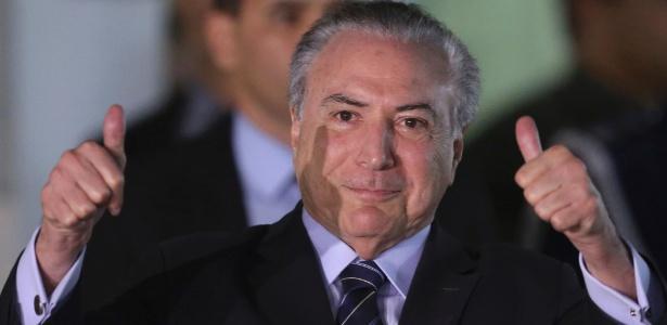 Temer tem alta após angioplastia e deixa hospital em SP