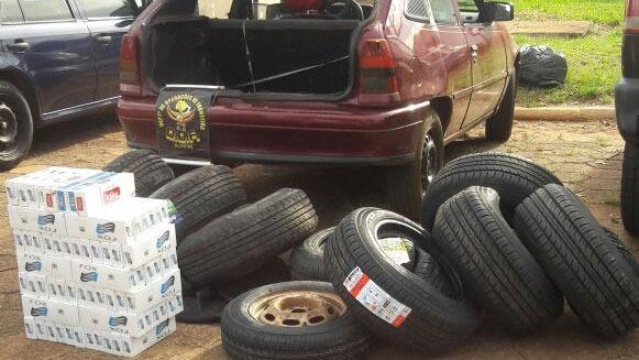 Em 24h, polícia apreende 236 pneus contrabandeados