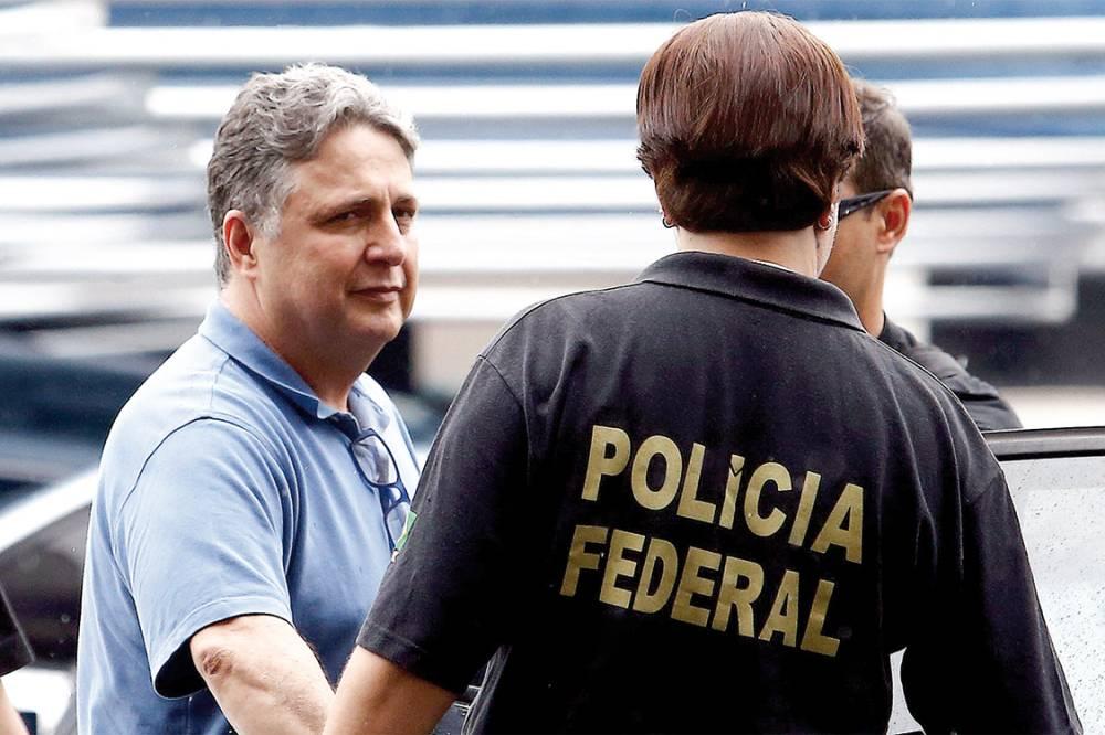 Garotinho diz ter documentos contra a Globo