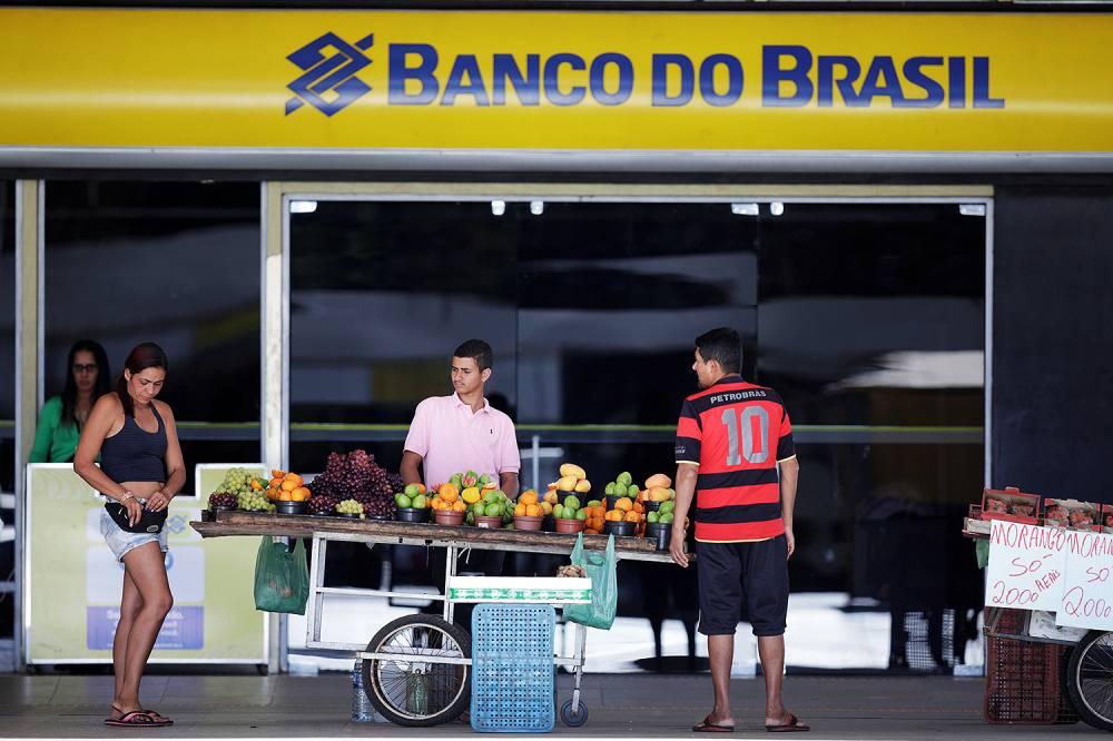 Bancos fecham nesta sexta-feira e só reabrem no dia 2