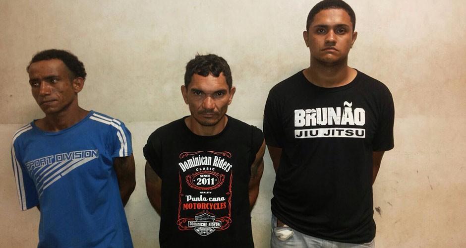 Trio é preso após roubo a padaria e farmácia
