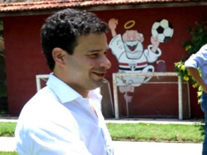 São Paulo investiga dirigentes por suspeita de conflito de interesses