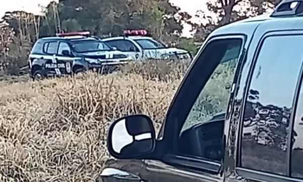 Atiradores invadem casa na madrugada e matam mulher e filha de 11 anos em cidade de MS