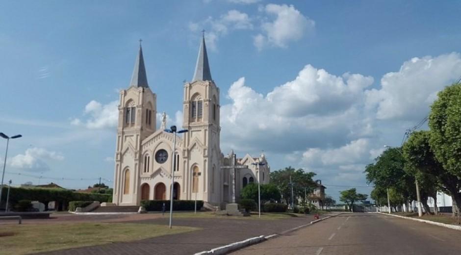 Polícia identifica jovens que vandalizaram igreja em Aquidauana