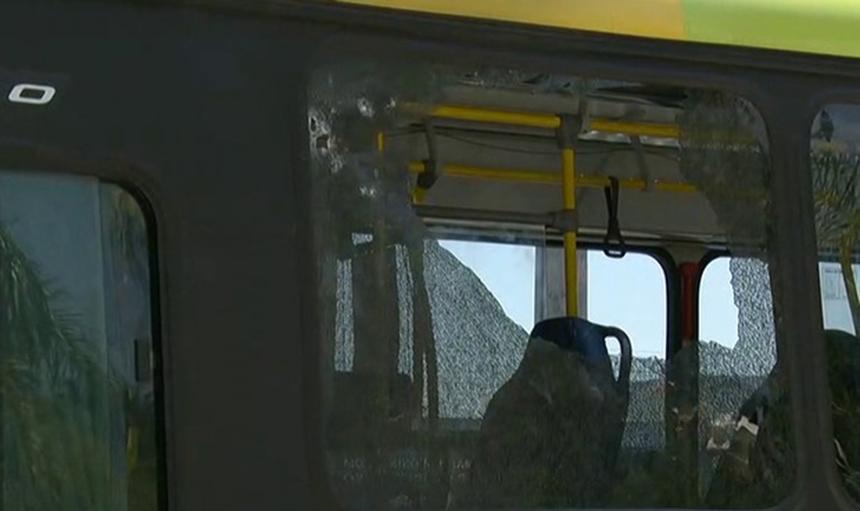 Homem é morto em ônibus durante tentativa de assalto no Rio