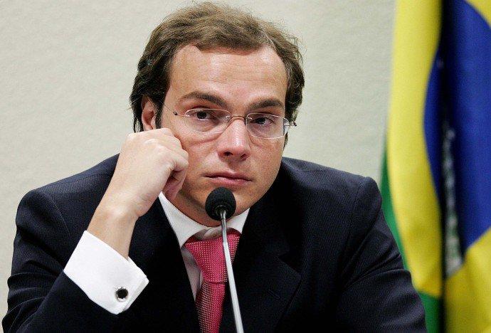 Empresários relatam ter sofrido ameaças de operador de Cunha