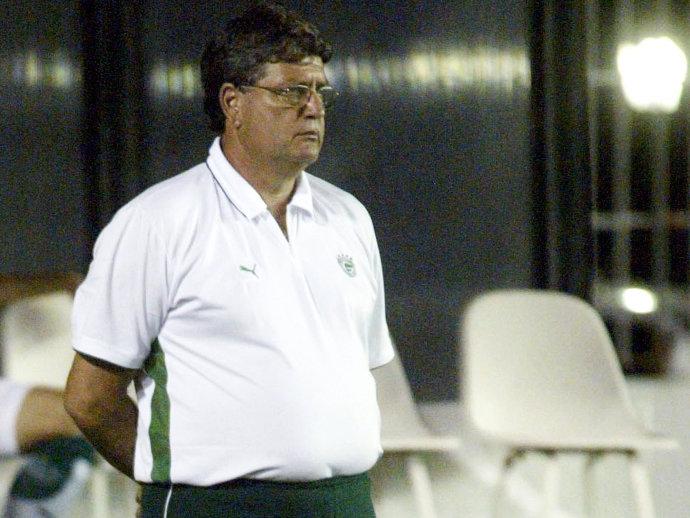 Geninho, o técnico que descobriu Wendell Lira, celebra consagração tardia do atacante