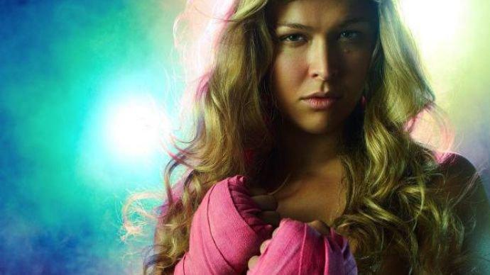 Hollywood deve atrasar retorno de Ronda ao UFC, diz Dana White