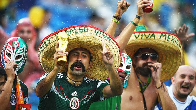Fifa pune federações por gritos homofóbicos de torcedores