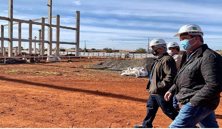 Secretário Riedel visita importantes obras de Infraestrutura e entregas em Maracaju e Coxim