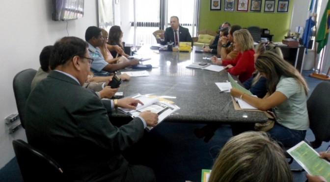Secretário de Segurança discute com instituições medidas para garantir bem estar e saúde mental dos servidores