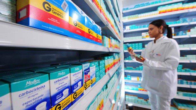 Anvisa suspende lotes de três anti-inflamatórios