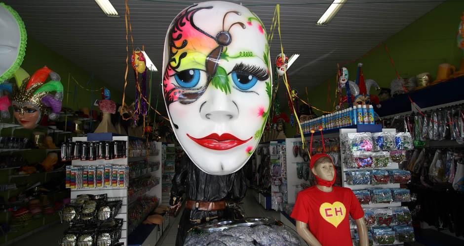 Foliões não devem gastar com fantasia