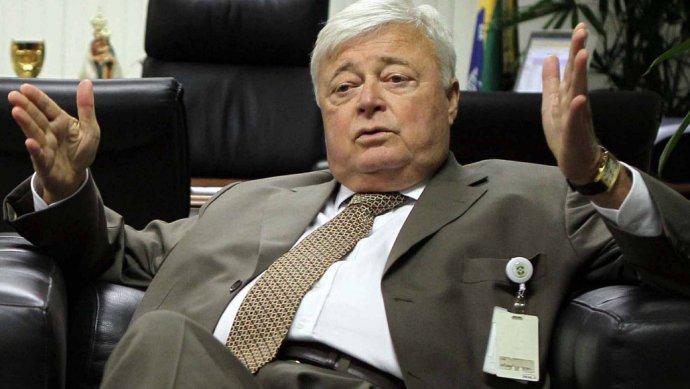 Ex-presidente da Conmebol acusa Teixeira de liderar esquema de propinas; brasileiro nega