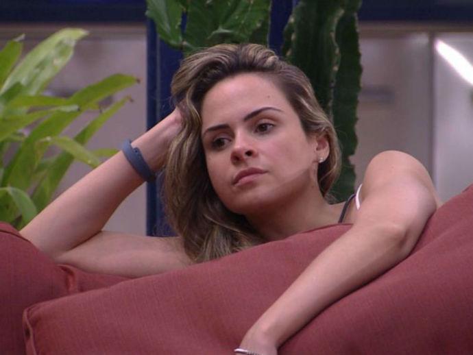 Ana Paula defende Ronan e vira alvo de críticas no ‘BBB16’