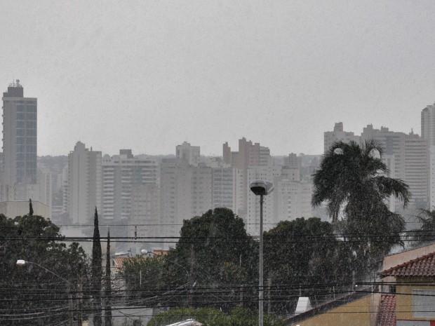 Chuvas devem permanecer em várias regiões do Estado nesta quinta-feira