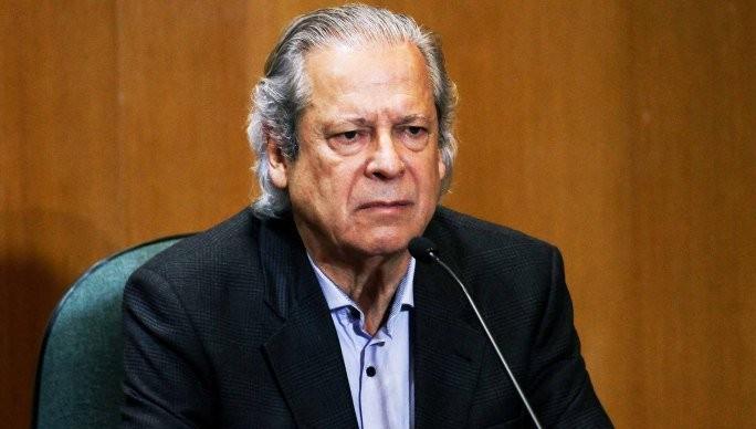 Para salvar benefícios de delação, amigo de Dirceu confessa ter mentido a Moro