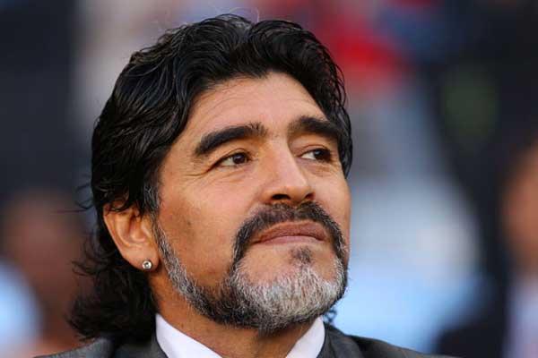 Diretor de 'Amy' e 'Senna' quer fazer filme sobre Maradona
