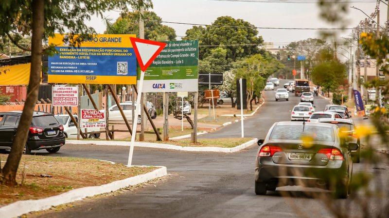 Alívio para comerciantes, retirada de rotatória promete 'desatar nó' na Três Barras