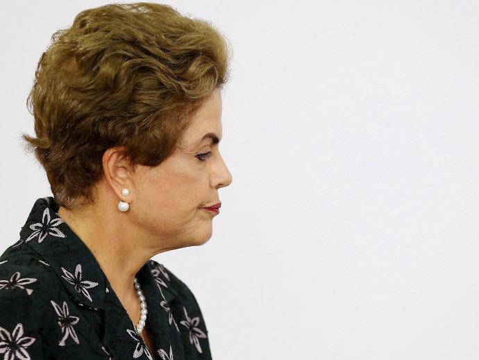 Assessor pessoal de Dilma é exonerado do cargo