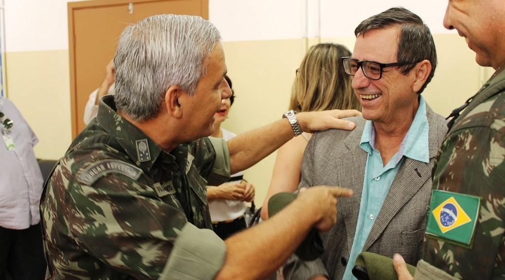 CMO comemora 4º ano do Batalhão de Comunicações e Guerra Eletrônica e homenageia diretor-presidente da RTVE