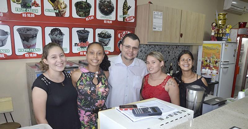 Jardim Folia 2016 - Prefeito faz visita a comércios da cidade