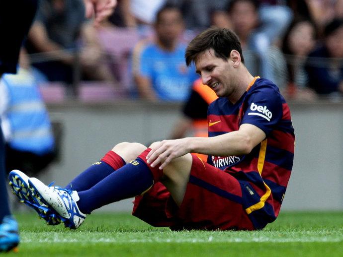 Messi passa por cirurgia renal e desfalca o Barcelona