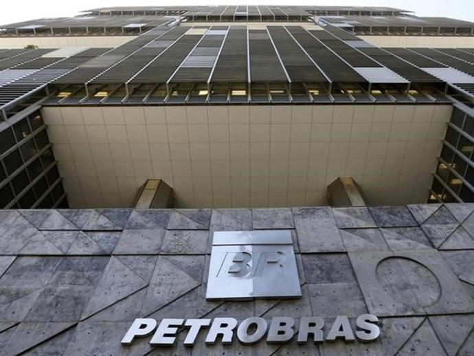 Petrobras coloca usinas térmicas, terminais de gás e gasodutos à venda