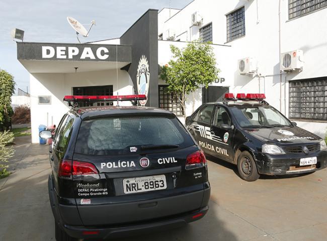 Trio 'toca o terror' e comete assaltos em bairro da Capital no início da manhã