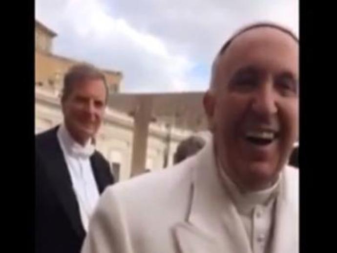 Papa Francisco provoca torcidas de Boca e River no Vaticano