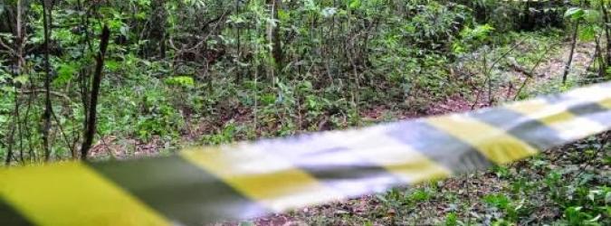 Mãe é estuprada quando andava com bebê de 1 ano e tem garganta cortada