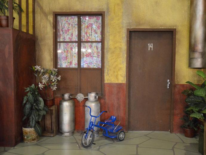 Sempre sonhou em visitar a vila de 'Chaves'? Agora você pode