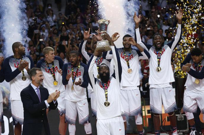 Seleção masculina de basquete dos EUA se hospedará em transatlântico na Rio-2016