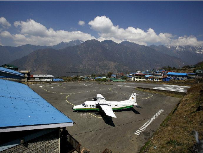 Queda de avião no Nepal mata as 23 pessoas a bordo