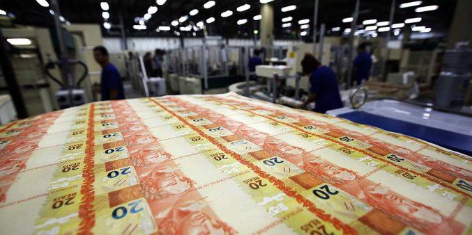 Setor público tem primeiro superávit desde abril de 2015