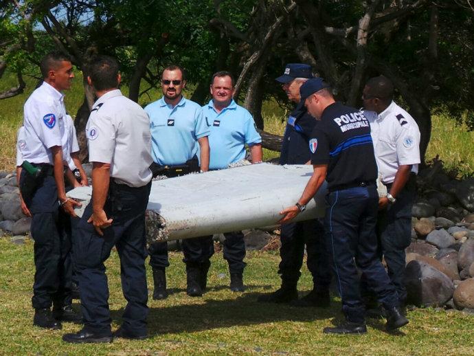 Malásia acredita que destroço de avião encontrado em Moçambique pode ser do MH370