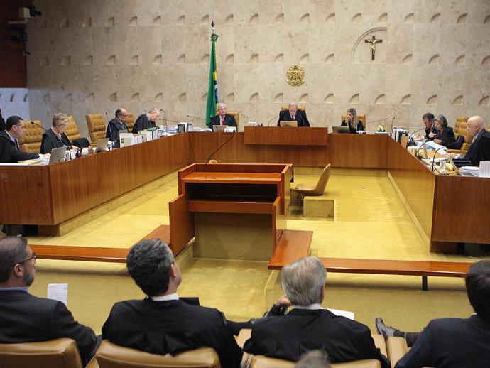STF vota a favor de abrir ação contra Cunha