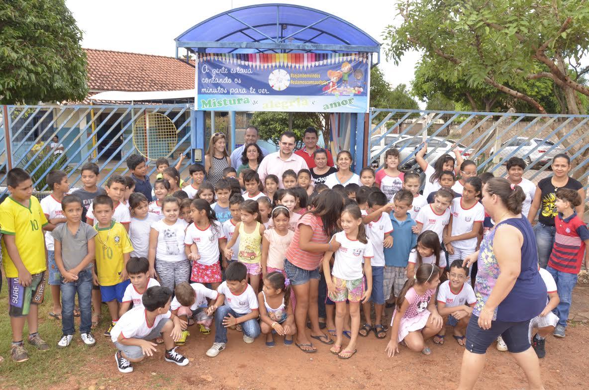 Prefeito de Jardim visita escolas municipais