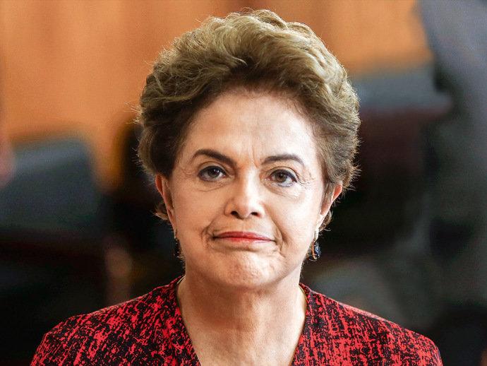 Oposição cobra renúncia de Dilma Rousseff após declarações de Delcídio