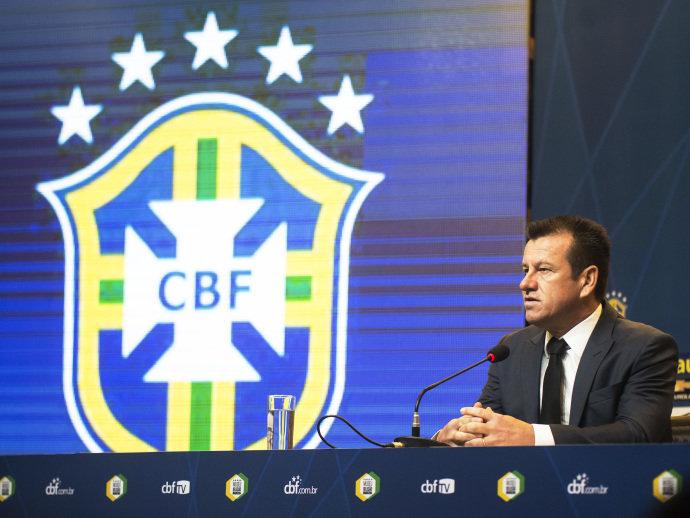 Dunga dá nova chance a 'chineses' e barra Jefferson em convocação