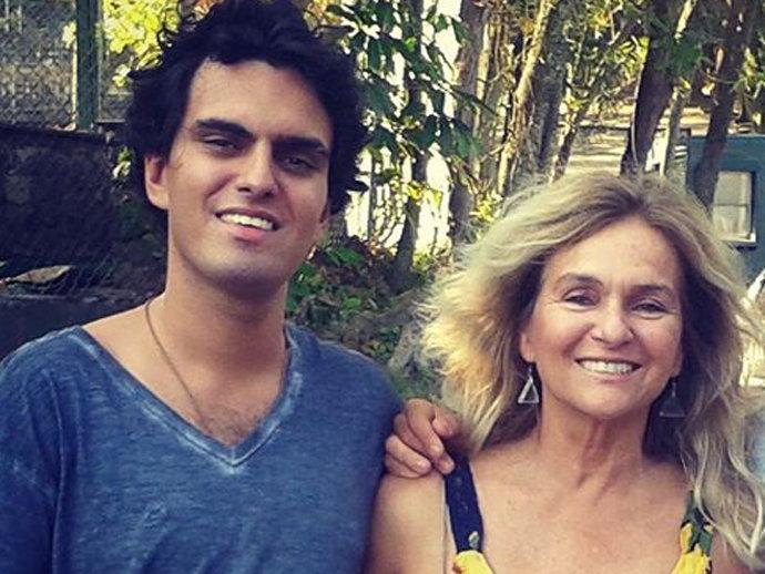 Mãe de Rian Brito rechaça possibilidade de suicídio