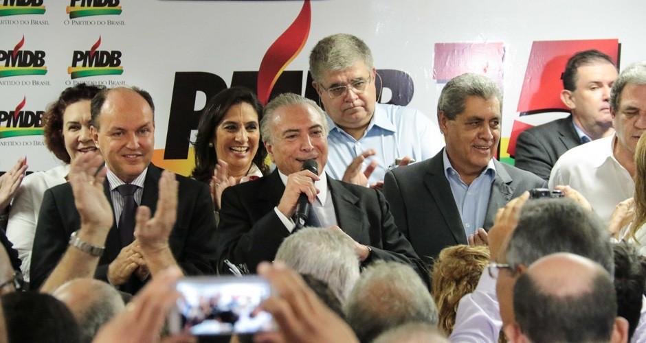 Michel Temer foge da imprensa