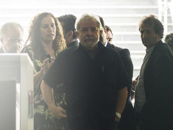 No ano da Lava Jato, Lula lucrou R$ 5,67 mi com 'palestras'