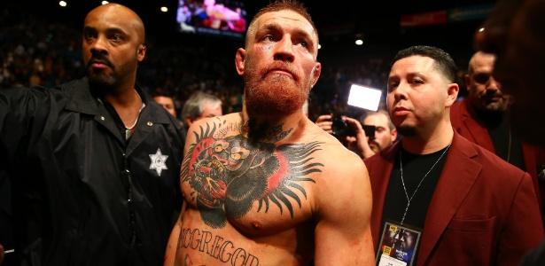 Derrotado, McGregor provoca Aldo e Rafael dos Anjos