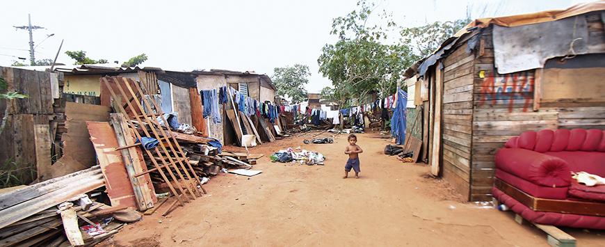 Transferência de favela na capital pode durar mais 30 dias
