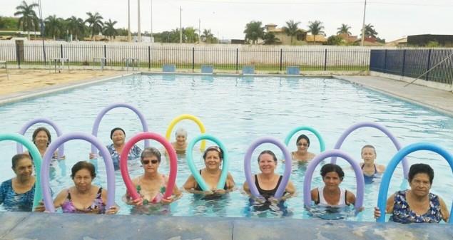 Prefeitura de Bonito oferece aulas de hidroginástica para a terceira idade