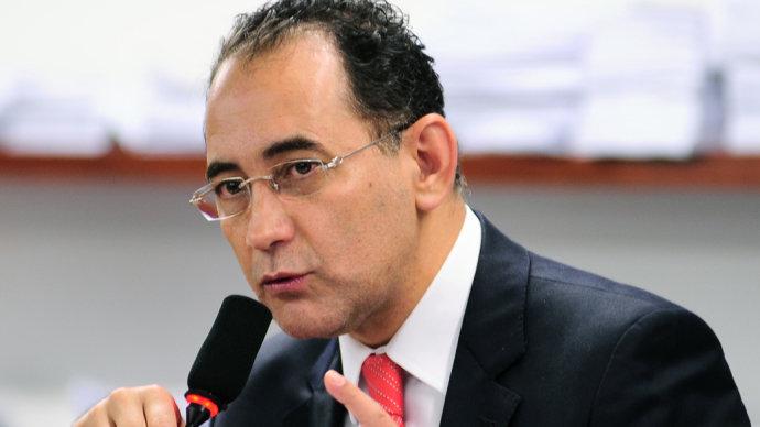 STF perdoa pena de João Paulo Cunha no mensalão