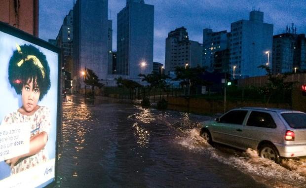 Sobe para 20 o nº de mortos em SP após chuvas