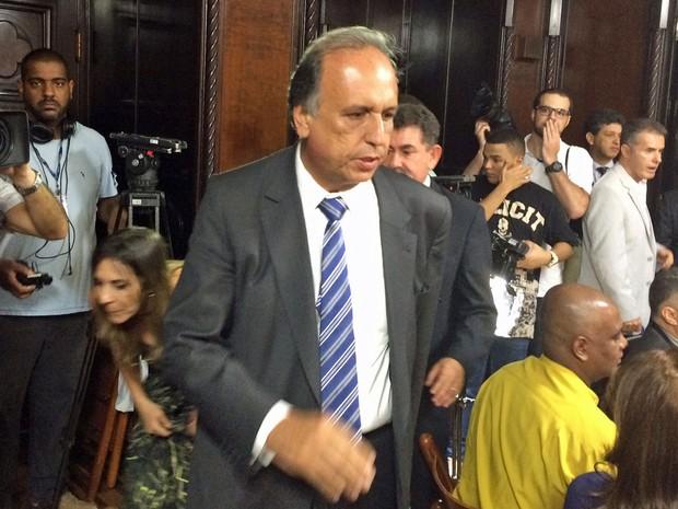 Governador Pezão segue internado após exames de rotina no Ri