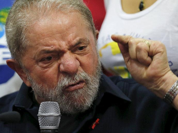 Lula ironiza tríplex: ‘Era pequeno, Minha Casa Minha Vida’